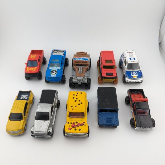 Ultimate 20 - Diecast Truck Collector's Bundle โ Vintage Legends! - Picture 2 of 7